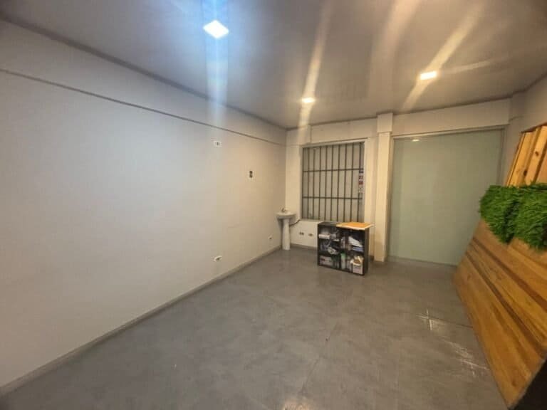 Local en Alquiler la mejor zona comercial Avenida 25 de Julio – Liberia