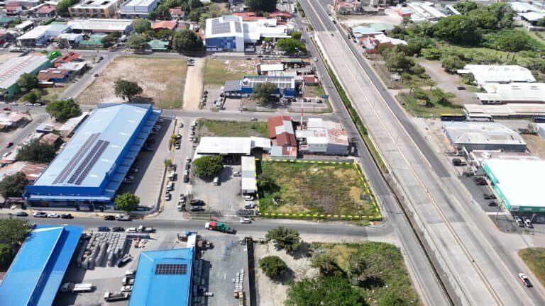 Lote comercial en venta en Liberia | 1.981 m² cerca Ruta 1