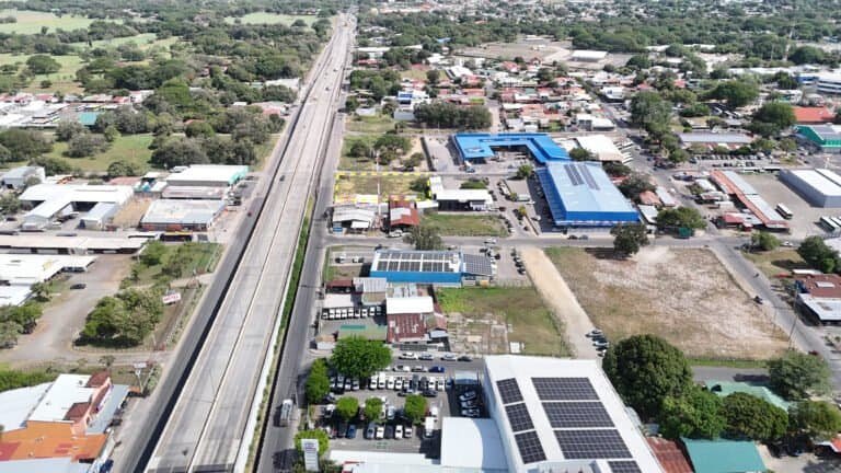 Lote comercial en venta en Liberia | 1.981 m² cerca Ruta 1