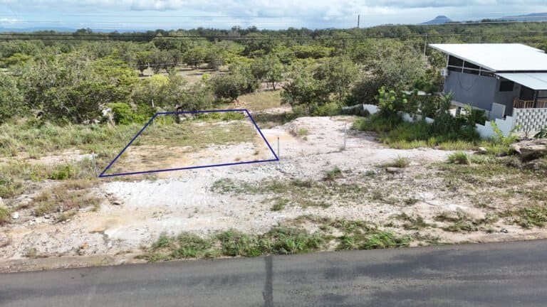 Lote en venta de 335 m² camino a Curubande – Liberia
