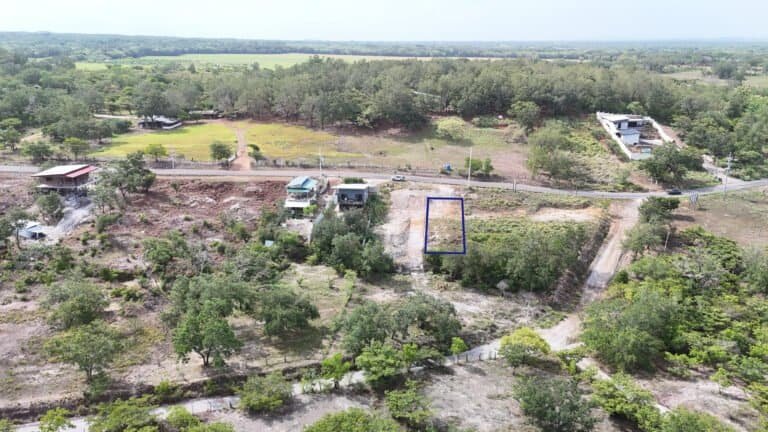 Lote en venta de 335 m² camino a Curubande – Liberia