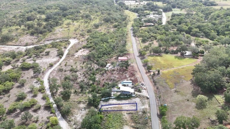 Lote en venta de 335 m² camino a Curubande – Liberia
