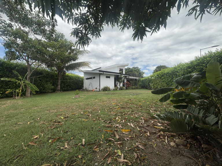 Casa en venta en Liberia – 350 m² construidos Arquitectura Minimalista