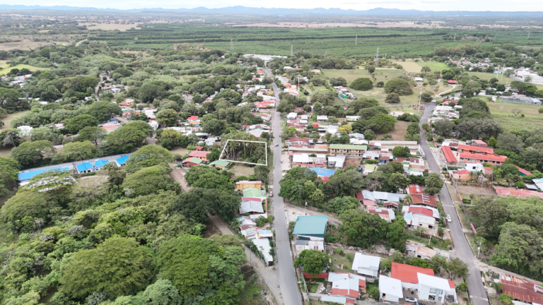 Lote en venta en Barrio La Cruz, Liberia | 1,178 m² con Uso Mixto